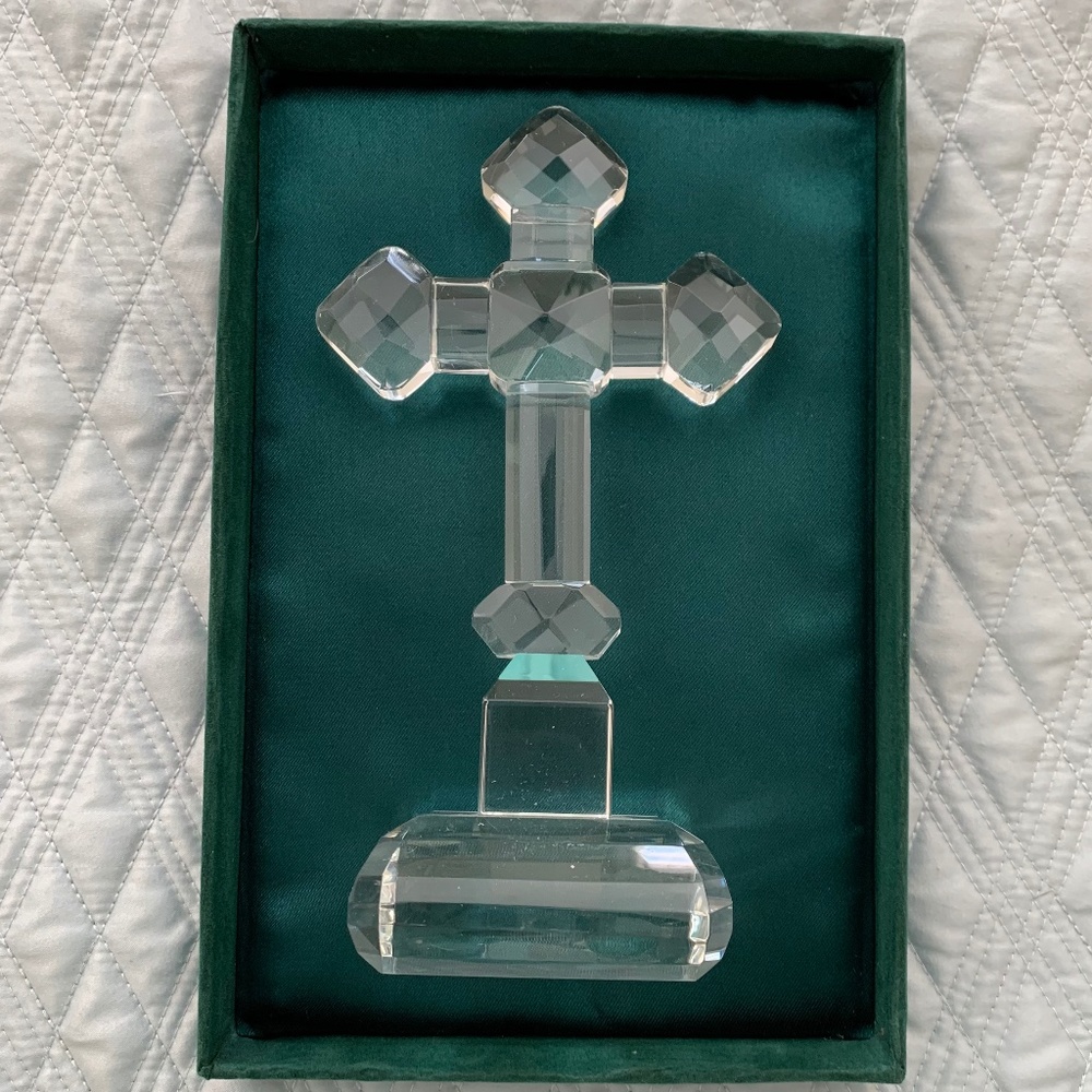 NIB St. Nicholas Square 8" Tall Crystal Cross, Clear. Religious. Prayer.